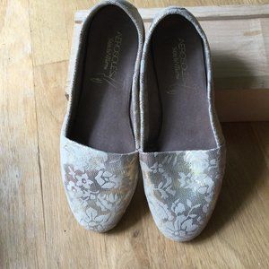 Aerosoles Floral Softee Flat Shoe